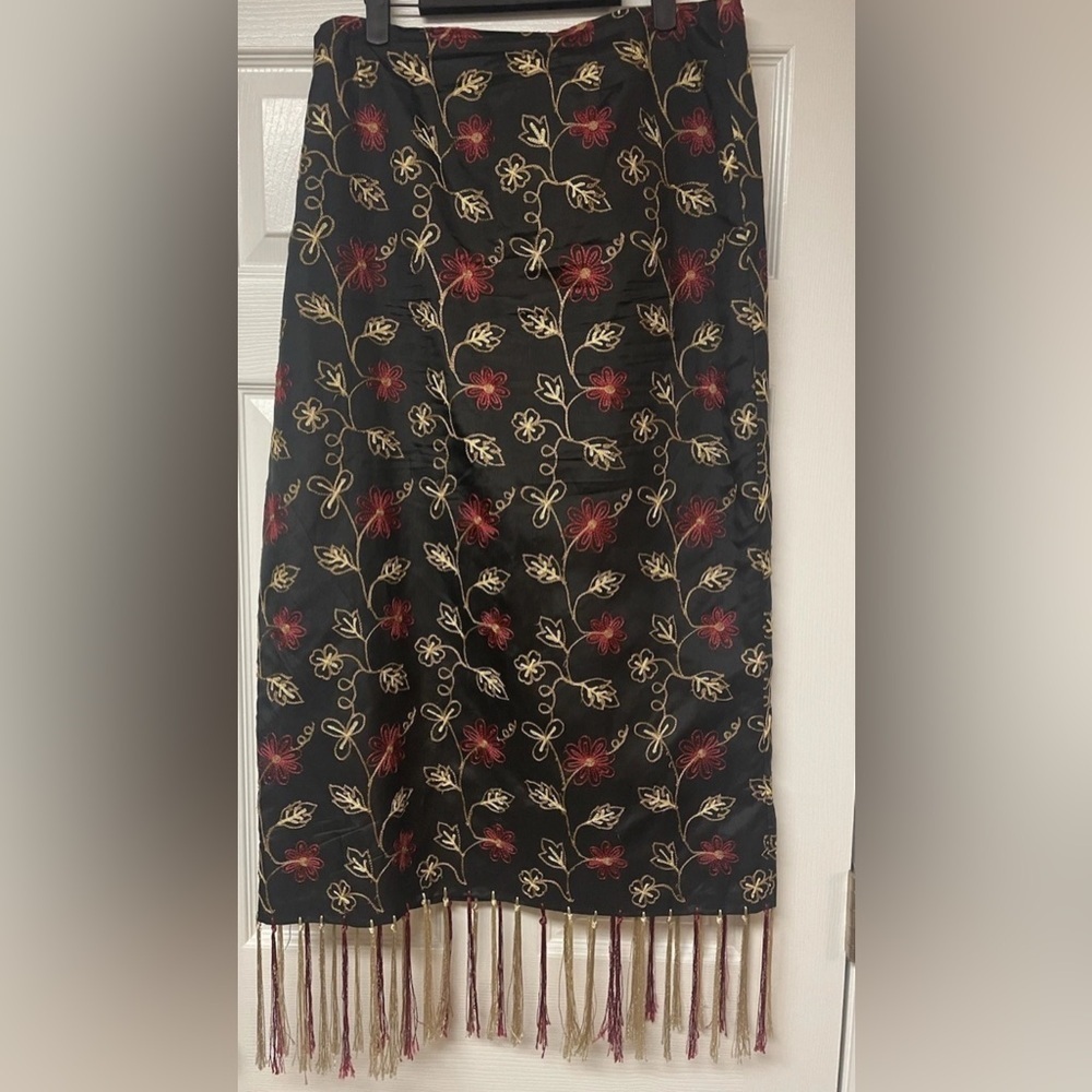 Silkland 100% pure silk maxi skirt Size 16 Black, red and gold, retro, holiday - Picture 8 of 9
